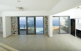 State of the art 4 bedroom villa with stunning sea views and swimming pool for 1,700,000 €