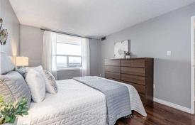 Apartment – Lake Shore Boulevard West, Etobicoke, Toronto,  Ontario,   Canada for C$805,000