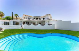 Magnificent villa with a pool and sea views in Playa Paraiso, Tenerife, Spain for 2,100,000 €