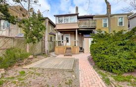 Terraced house – Queen Street East, Toronto, Ontario,  Canada for C$2,095,000