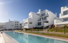 New townhouses in a complex with a pool and a garden, Manilva, Malaga, Spain for 368,000 €