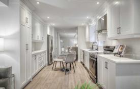 Terraced house – Hillsdale Avenue East, Toronto, Ontario,  Canada for C$1,649,000