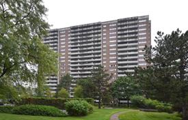 Apartment – Scarlett Road, Toronto, Ontario,  Canada for C$696,000