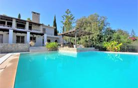 Two-storey villa with a pool and a garden near the sea in Petalidi, Peloponnese, Greece for 1,500,000 €