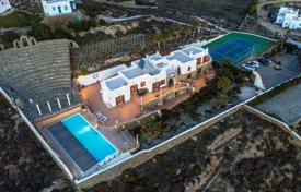 Luxury villa with a guest house, a swimming pool and a tennis court, Mykonos, Greece for 3,300,000 €