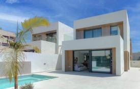 Three-storey villa with a swimming pool and a parking in Aguilas, Murcia, Spain for 395,000 €
