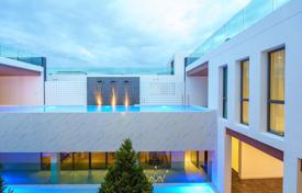 6 Bedrooms Ultra Luxury Pool Villa for $2,067,000