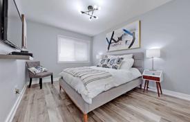 Terraced house – North York, Toronto, Ontario,  Canada for C$1,183,000