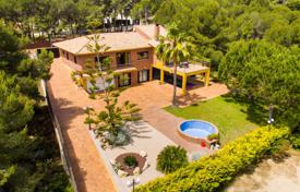 Two-storey villa with stunning views of the sea, Tarragona, Costa Dorada, Spain for 6,700 € per week