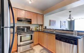 Apartment – Bathurst Street, Toronto, Ontario,  Canada for C$734,000