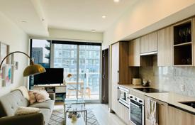Apartment – Bathurst Street, Toronto, Ontario,  Canada for C$741,000
