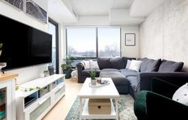 Apartment – Logan Avenue, Toronto, Ontario,  Canada for C$908,000