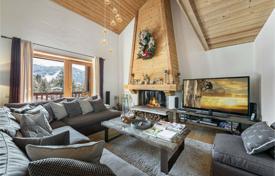 Duplex apartment in a residence with a sauna, a garage and a gym, Megeve, France for 1,280,000 €