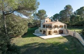 Villa – Mougins, Côte d'Azur (French Riviera), France for 1,750,000 €