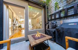 Terraced house – Gerrard Street East, Toronto, Ontario,  Canada for C$1,393,000