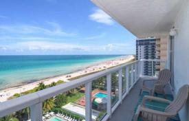 Apartments on the first line of the ocean in a condominium with swimming pool and sauna, Miami Beach, Florida for $1,175,000