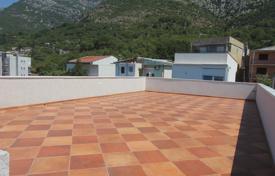 Furnished townhouse with a roof-top terrace, Sutomore, Montenegro for 230,000 €