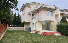House in Saint Vlas, located 150 meters from the beach for 210,000 €