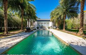 Townhome – Miami Beach, Florida, USA for $2,699,000
