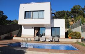 Furnished villa with a swimming pool, a parking and picturesque views near the beach, Lloret de Mar, Spain for 494,000 €