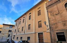 Six-room apartment in the center of Siena, Tuscany, Italy for 772,000 €