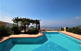 Furnished villa with panoramic views for $698,000