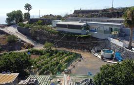 Traditional farm with a vineyard and an orchard in Guia de Isora, Tenerife, Spain for 355,000 €