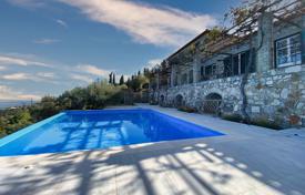 Duplex villa with a pool, a garden and panoramic sea views in Galatas, Peloponnese, Greece for 900,000 €