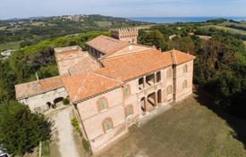 Historic mansion near the sea in Pesaro, Marche, Italy for 3,900,000 €