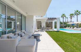 Villa for sale in Santa Clara, Marbella East for 2,595,000 €