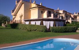 Classical villa with a swimming pool and a jacuzzi at 700 meters from the beach, Porto Cervo, Italy for 3,000 € per week