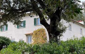 Classic villa in Fiesole, Tuscany, Italy for 2,350,000 €