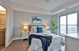 Apartment – Bathurst Street, Toronto, Ontario,  Canada for C$979,000