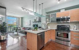 Apartment – Etobicoke, Toronto, Ontario,  Canada for C$816,000