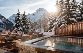 Exclusive chalet with a pool, a sauna and a concierge, Lech, Austria. Price on request