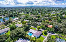Townhome – Miami, Florida, USA for $2,500,000