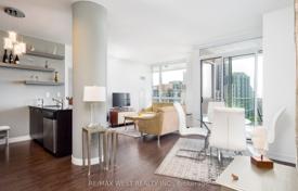 Apartment – Dundas Street West, Toronto, Ontario,  Canada for C$910,000