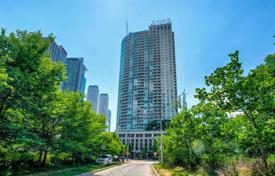 Apartment – Lake Shore Boulevard West, Etobicoke, Toronto,  Ontario,   Canada for C$832,000