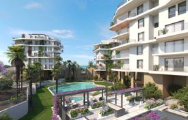 Three-bedroom apartment with a garden in a new complex by the sea, Villajoyosa, Alicante, Spain for 454,000 €