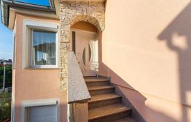 Holiday house near Zadar for 365,000 €