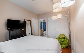 Apartment – Bay Street, Old Toronto, Toronto,  Ontario,   Canada for C$1,056,000