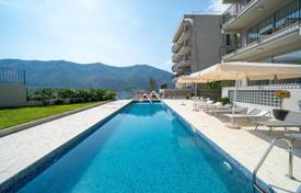 Penthouse with sea view in a residential complex with pool in the Bay of Kotor for 630,000 €