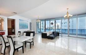 Modern apartment with ocean view in a new building with swimming pool, tennis court and direct access to the beach, Miami Beach, Florida for $1,549,000
