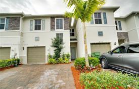 Townhome – Florida City, Miami, Florida,  USA for $458,000