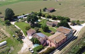 Renovated country house with a pool and an olive grove, Bevagna, Italy for 1,250,000 €