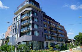 Apartment – East York, Toronto, Ontario,  Canada for C$897,000