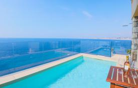 Apartment – Provence - Alpes - Cote d'Azur, France for 4,160 € per week