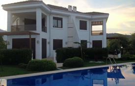 Villa in a small residence with a swimming pool, 200 meters from the sea, Kemer, Turkey for 2,600 € per week