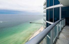 Four-room apartment on the ocean shore in Sunny Isles Beach, Florida, USA for $1,935,000