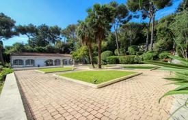 Villa – Saint-Jean-Cap-Ferrat, Côte d'Azur (French Riviera), France for 15,900,000 €